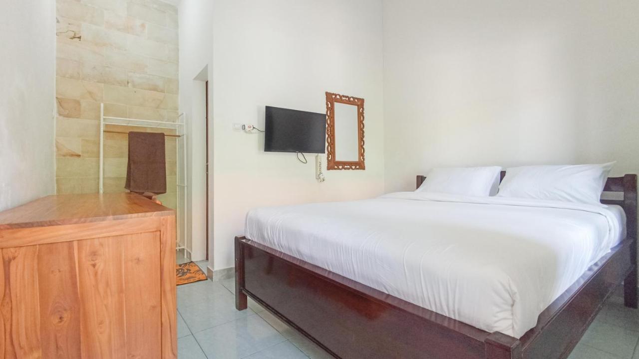 Kos Bulan Bali Hotel Kuta  Exterior photo